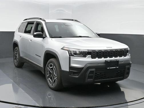 Silver Zynith Clearcoat 2026 Jeep Cherokee Limited