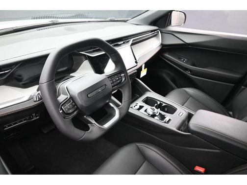 Silver Zynith Clearcoat 2026 Jeep Cherokee Limited