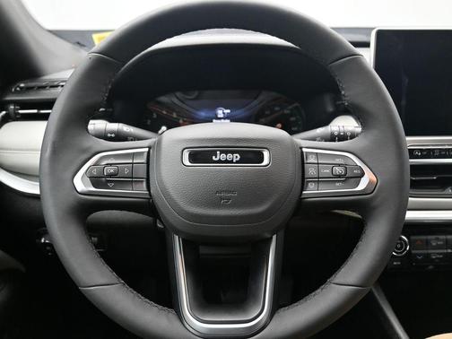 Red Hot Pearlcoat 2025 Jeep Compass Limited