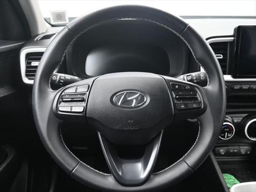 2024 Hyundai VENUE Limited