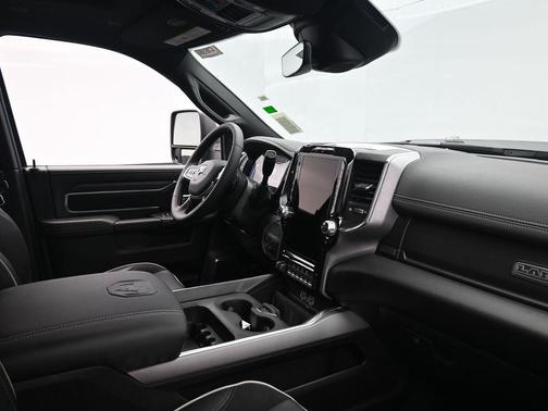 2026 RAM 2500 Laramie Crew Cab 4x4 6'4' Box