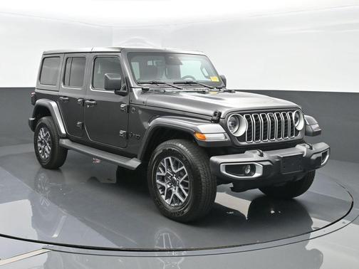 2025 Jeep Wrangler 4-Door Sahara 4x4