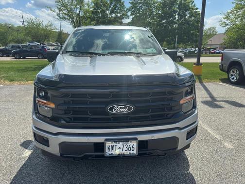 ICONIC SILVER METALLIC 2025 Ford F-150 XLT