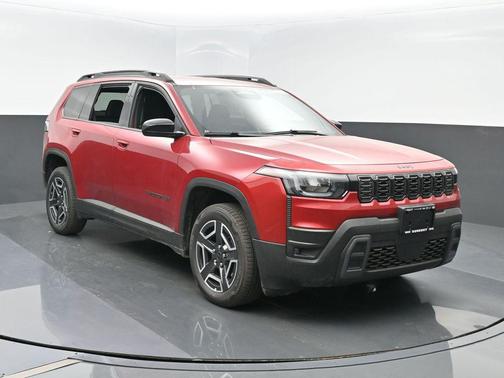 Red Hot Pearlcoat 2026 Jeep Cherokee Laredo 4x4