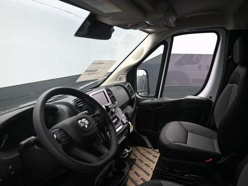 2025 RAM ProMaster 2500 Tradesman