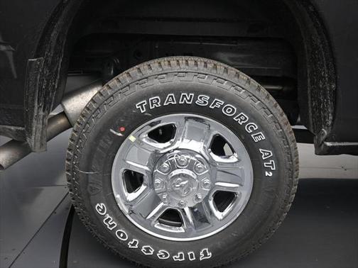 2025 RAM 2500 Tradesman Crew Cab 4x4 6'4' Box