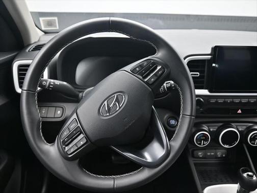 2024 Hyundai VENUE Limited