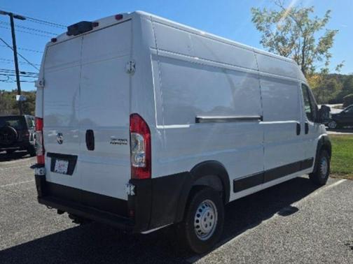 2025 RAM ProMaster 2500 Tradesman