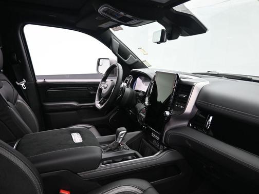 2026 RAM 1500 RHO Crew Cab 4x4 5'7' Box