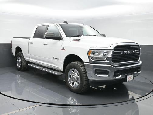 2019 RAM 2500 Big Horn Crew Cab 4x4 6'4' Box
