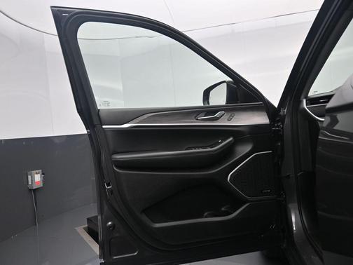 2022 Jeep Grand Cherokee Limited X