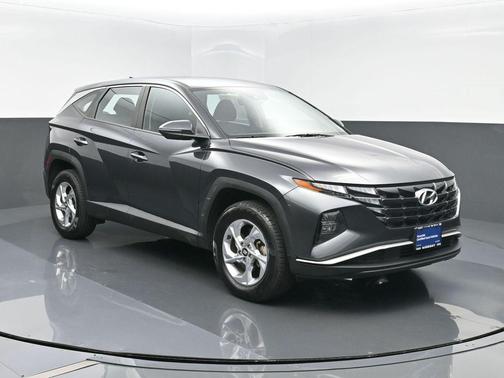 2022 Hyundai TUCSON SE