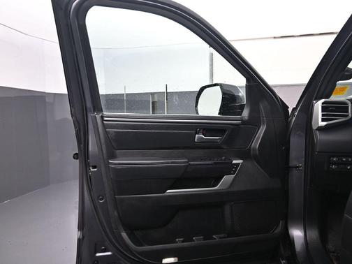 2022 Toyota Tundra Platinum