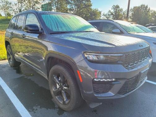 Baltic Gray Metallic Clearcoat 2023 Jeep Grand Cherokee Limited