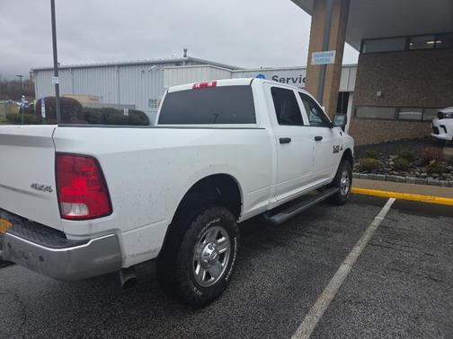 Bright White Clearcoat 2017 RAM 2500 Tradesman Crew Cab 4x4 6'4' Box
