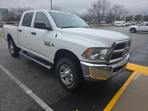 Bright White Clearcoat 2017 RAM 2500 Tradesman Crew Cab 4x4 6'4' Box
