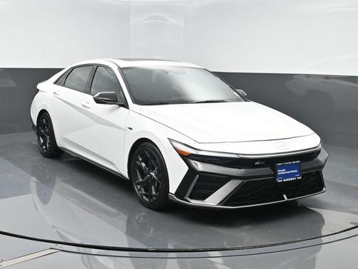 Atlas White 2025 Hyundai ELANTRA N Line