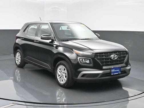 2023 Hyundai VENUE SE