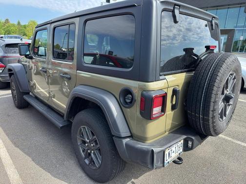 41 2025 Jeep Wrangler Sport S