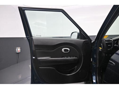 Mysterious Blue 2019 Kia Soul +
