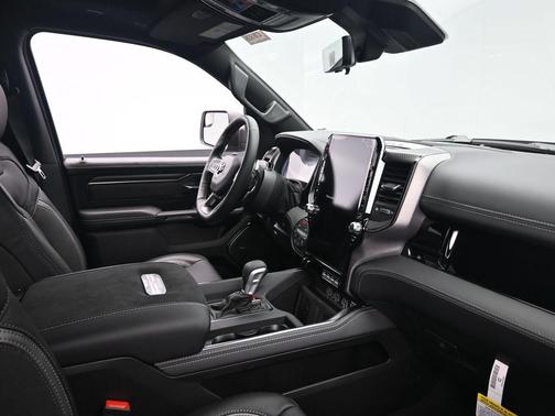 2026 RAM 1500 RHO Crew Cab 4x4 5'7' Box