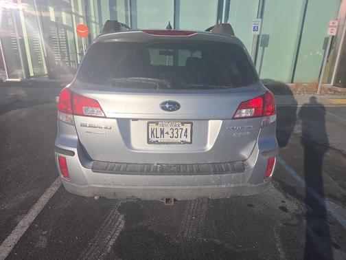 2013 Subaru Outback 2.5i Limited