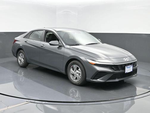 Ecotronic Gray 2025 Hyundai ELANTRA SE Sedan