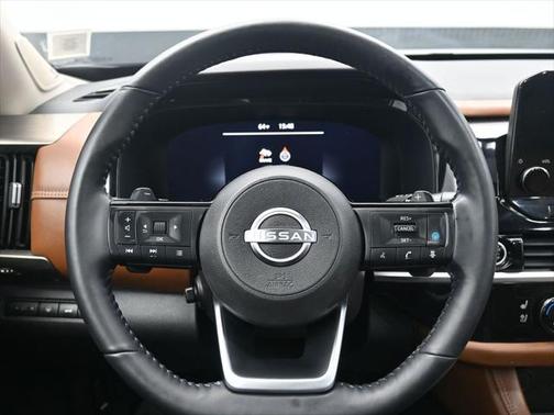 2022 Nissan Pathfinder Platinum 4WD