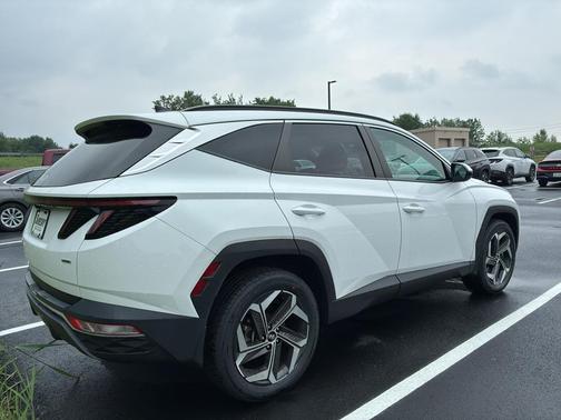White Pearl 2024 Hyundai TUCSON SEL
