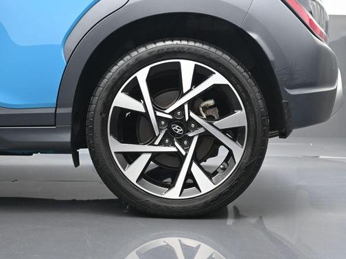 2023 Hyundai KONA Limited