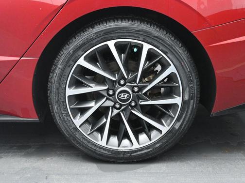 2023 Hyundai SONATA Limited