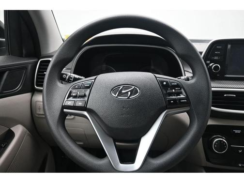 Black Noir Pearl 2019 Hyundai TUCSON SE