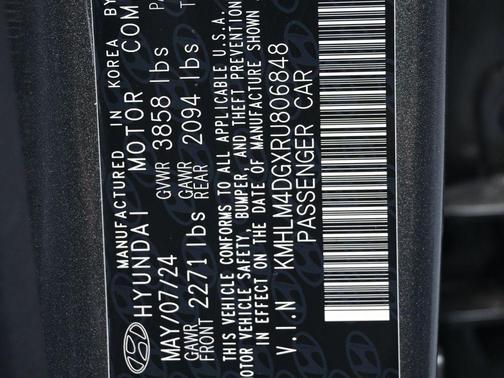 2024 Hyundai ELANTRA SEL