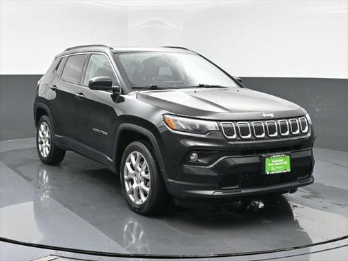 2022 Jeep Compass Latitude Lux