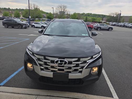 Phantom Black 2023 Hyundai SANTA CRUZ SEL