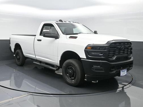 2025 RAM 2500 Tradesman Regular Cab 4x4 8' Box