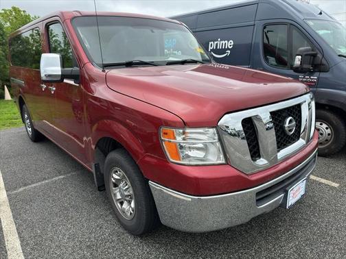 2018 Nissan NV Passenger NV3500 HD S V6