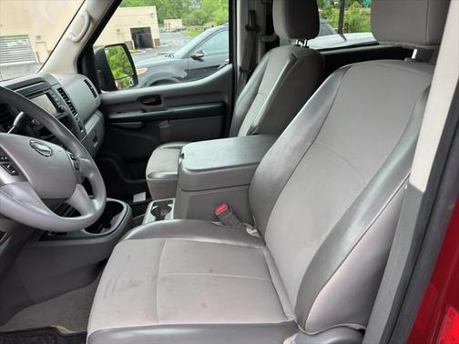 2018 Nissan NV Passenger NV3500 HD S V6
