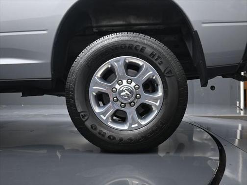 2019 RAM 2500 Big Horn Crew Cab 4x4 6'4' Box