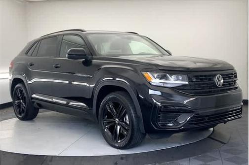 2023 Volkswagen Atlas Cross Sport 2.0T SEL R-Line Black