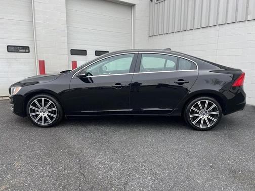 2016 Volvo S60 Inscription T5 Premier