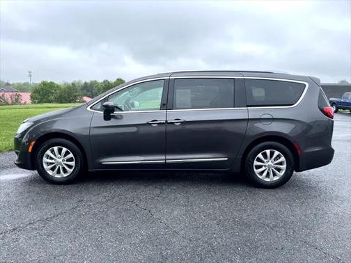 2018 Chrysler Pacifica Touring-L Plus