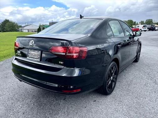 2018 Volkswagen Jetta 1.8T SE Sport
