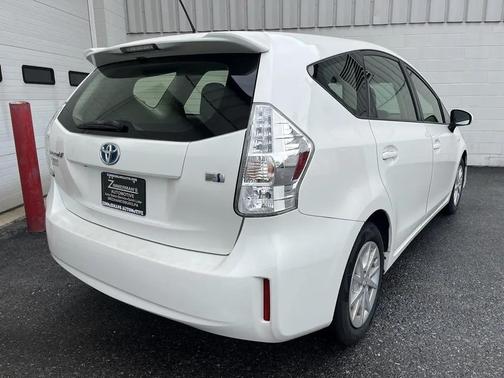 2013 Toyota Prius v Three