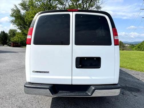 2018 Chevrolet Express 3500 LT