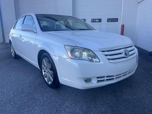2005 Toyota Avalon XLS