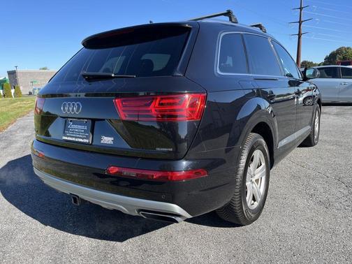 2019 Audi Q7 45 Premium Plus