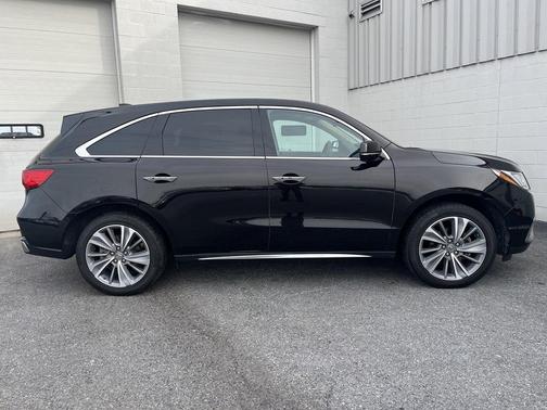 2017 Acura MDX 3.5L w/Technology Package