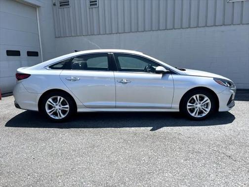 2018 Hyundai SONATA SEL