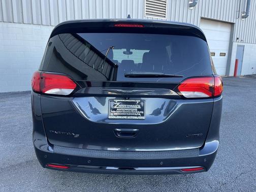 2019 Chrysler Pacifica Limited